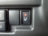 運転席にお座りの方のためにシートヒーターを装備☆