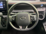 ステアリングも使用感が少なく、きれいな状態となっております♪