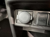 シガーソケット用の充電器が使用可能です!