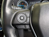 ステアリングスイッチ装備!ハンドルを握ったままでオーディオの操作が可能です!
