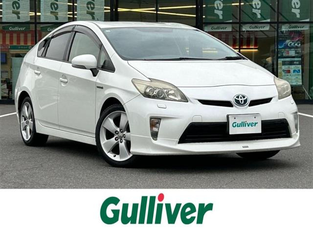 トヨタ プリウス 