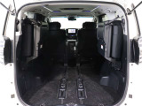 ミニバン最大級のスペース!ご家族、お友達とのキャンプやバーベキューほか、お仕事でも十分な容量が有ります!