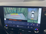 【パノラミックビューモニター】専用のカメラにより、上から見下ろしたような視点で360度クルマの周囲を確認することができます☆死角部分も確認しやすく、狭い場所での切り返しや駐車もスムーズに行えます。