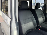 【運転席】『運転席周辺』の画像になります。写真の内容に関してご不明点、ご質問等がございましたらお気軽にじしゃロン店舗までお問い合わせください。
