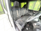 運転席シート廻りは使用感も少なく、良好な状態となっています。丁寧に使われていたことがよくわかりますね。