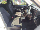 視界良好&操作性も良く、快適な運転席!長時間ドライブも疲れにくく、快適な運転をサポート♪☆詳しくは無料通話0078-6003-827541 相模原ICすぐ