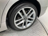 【タイヤ・ホイール】215/45R17の純正アルミタイヤになります。スタッドレスタイヤもこのサイズをお求め下さい。