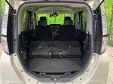 普段のお買い物や通勤、送迎等に十分な荷室スペースを確保しております。セカンドシートを倒すと、大きな荷物の積載も可能です♪