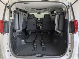 3列目を倒すと、大きな荷物の積載も可能です