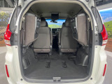後席を格納すると、これだけの広さが!シーンに合わせたシートアレンジで、大きな荷物も積むことが出来ます♪