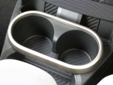 もちろん、ドリンクホルダーも装備されています!