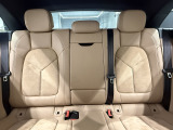 リアシートもフロントシート同様に綺麗なコンディションを保っています。