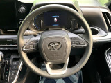 【純正革巻きステアリング】上質な革を使用することで、手にしっかり馴染みとても運転しやすいハンドルです♪