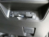 ナビ連動タイプのETC車載機です。ナビゲーションと連動してくれますのでカード未挿入を知らせてくれるなど便利な機能が追加されています。