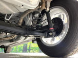 お車を安心してお乗りいただく為には、足回りの定期点検が欠かせません。サービスサポート(有償保証)では無料点検もご提供しており、安心のカーライフをお過ごしいただけるサポート体制が整っています。