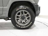 タイヤサイズは(185/85R16)でアルミホイールです。