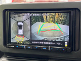 【パノラマモニター】専用のカメラにより、上から見下ろしたような視点で360度クルマの周囲を確認することができます☆死角部分も確認しやすく、狭い場所での切り返しや駐車もスムーズに行えます。