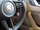 スポーツクロノパッケージ、タイヤ温度表示機能、Porsche Track Precision App を含む