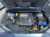 エンジンルームの画像です。店舗にて現車の確認もいただけますので、お電話で在庫のご確認の上是非ご来店くださいませ!!!ワクワクするクルマ選びをご提案します!