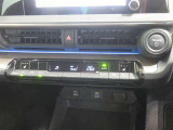 オートエアコン、シートヒーター機能搭載。