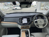 XC90 B5 AWD モメンタム 4WD 4WD 本革シート