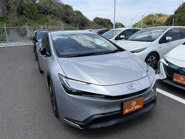 トヨタ プリウス 