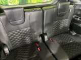 3列目シートはもちろん状態良好☆大人でもゆったりと座って頂けますので、大人数でのお出かけもラクラクです♪ご家族で、気の知れた仲間で、ドライブに行くのが楽しみですね♪