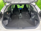 後席を格納すると、これだけの広さが!シーンに合わせたシートアレンジで、大きな荷物も積むことが出来ます♪