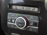 オートエアコンで車内はいつでも快適です♪