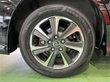 純正アルミホイールで足元バッチリ