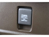 シガーソケットが付いているので、車から電源を取ることが出来ます!