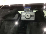 安心・安全なカーライフに必須のドライブレコーダーを装備!あおり運転や事故に遭遇した際の状況も映像で記録します。