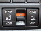 両側パワースライドドアです!