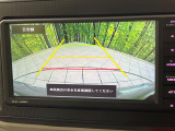 【バックカメラ】駐車時に後方がリアルタイム映像で確認できます。大型商業施設や立体駐車場での駐車時や、夜間のバック時に大活躍!運転スキルに関わらず、今や必須となった装備のひとつです!