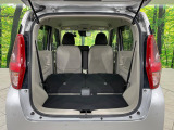 普段のお買い物や通勤、送迎等に十分な荷室スペースを確保しております。セカンドシートを倒すと、大きな荷物の積載も可能です♪