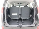 広々としたラゲージスペースを備えています。大きなものや長さのある荷物もしっかりと積み込めます。