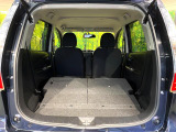 普段のお買い物や通勤、送迎等に十分な荷室スペースを確保しております。セカンドシートを倒すと、大きな荷物の積載も可能です♪