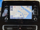 見やすく使いやすい純正ナビが搭載されています。