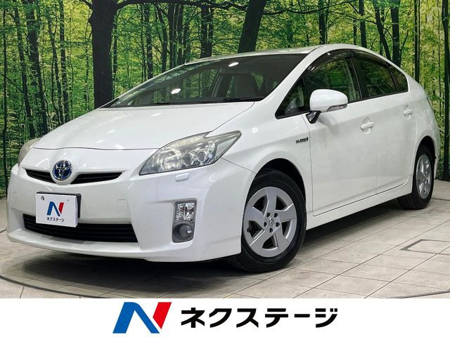 トヨタ プリウス 
