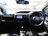 【運転席・インパネまわり】ハンドル・シート・フロアーなど隅々までプロによるクリーニング済み☆彡キレイな車内でドライブが一層快適にお楽しみいただけます!!