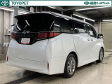 「トヨタセーフティセンス」を装備しています。安全機能の詳細は販売店スタッフまでおたずねください。機能を過信せず、必ずご自身で安全運転を行ってください。