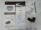 取扱説明書、メンテナンスノートが揃っています。スマートキーは、カギを取り出す手間がなく施錠開錠・エンジン始動ができる便利なキーです。