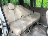 後部座席も気になるようなキズ・汚れやへたり等、大きなダメージはなく、良好な状態です。