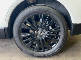 【純正19インチアルミホイール】外観にマッチした純正アルミホイールを装着しております。各種社外アルミホイールや、スタッドレスタイヤも取扱いしております。是非ご相談ください♪