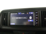 【ナビゲーション】には、携帯からの音楽情報が聞ける『Bluetooth機能付き』!大好きな音楽を聴きながらのドライブが出来そうですね!