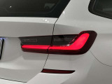 BMW伝統のL字型テールライト