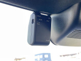 【ドライブレコーダー】映像・音声などの運転中の記録を残します。事故などを起こした起こされた時の証拠になりえますので、もしも時でも安心ですね。