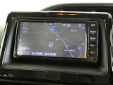 7インチ画面のナビゲーション付です。ナビがあると便利、簡単設定で初めての場所でも迷いません。Bluetooth対応でスマホと連携して音楽も聞けます。