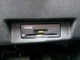 ETC2.0装備♪従来のETCの高速利用料金の収受だけではなく、渋滞回避や安全運転支援といったドライバーに有益な情報を提供してくれます♪