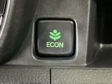 ★ECONスイッチ★ エコドライブを加速しよう!スイッチをONにすると、運転の仕方によるロスを抑え込み燃費をよくするようクルマが頑張ります(*^ー^*)燃費向上にチャレンジ♪